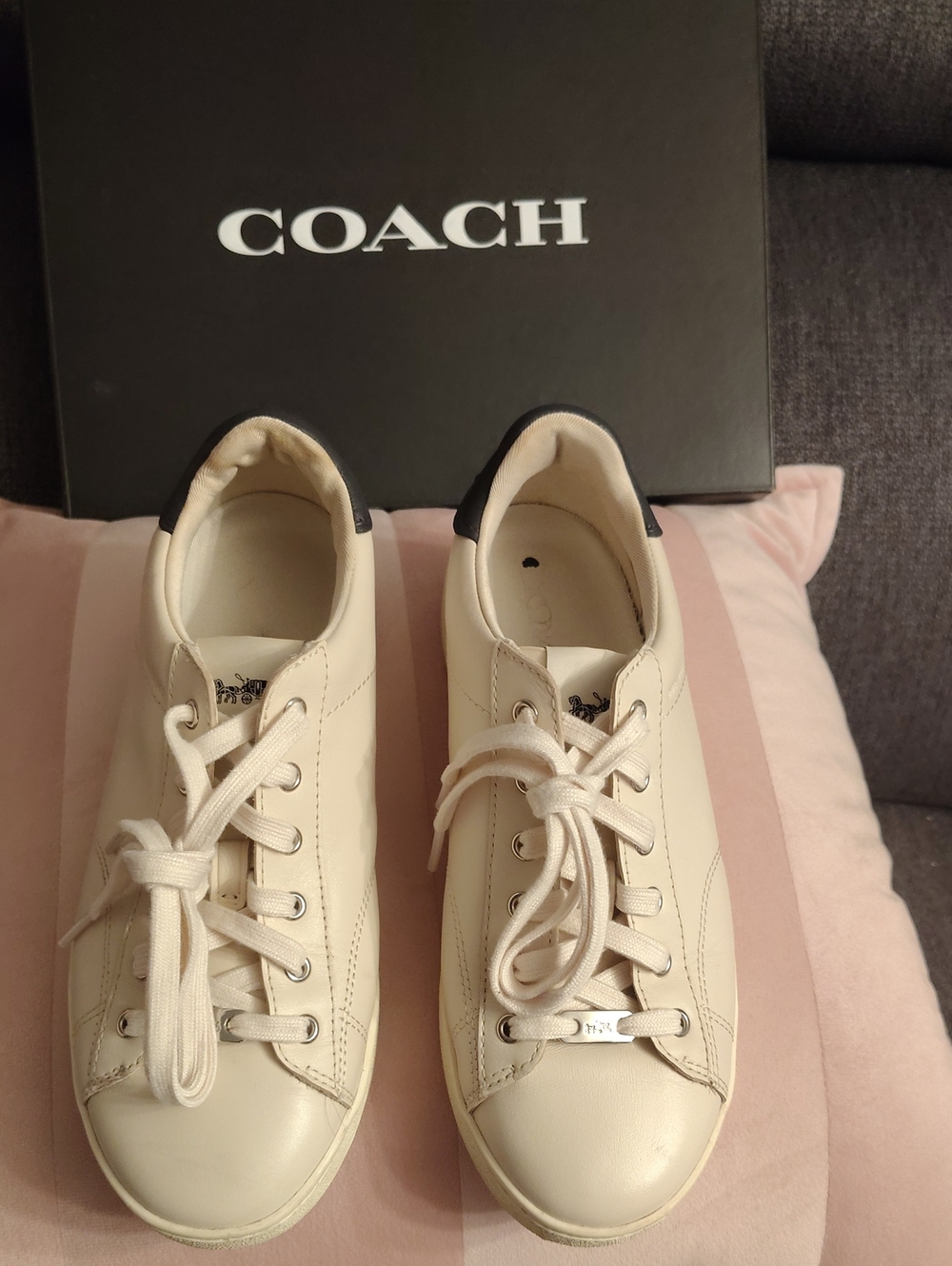 Used COACH Cream Leather Low-Top Sneakers with Black Heel Tab
